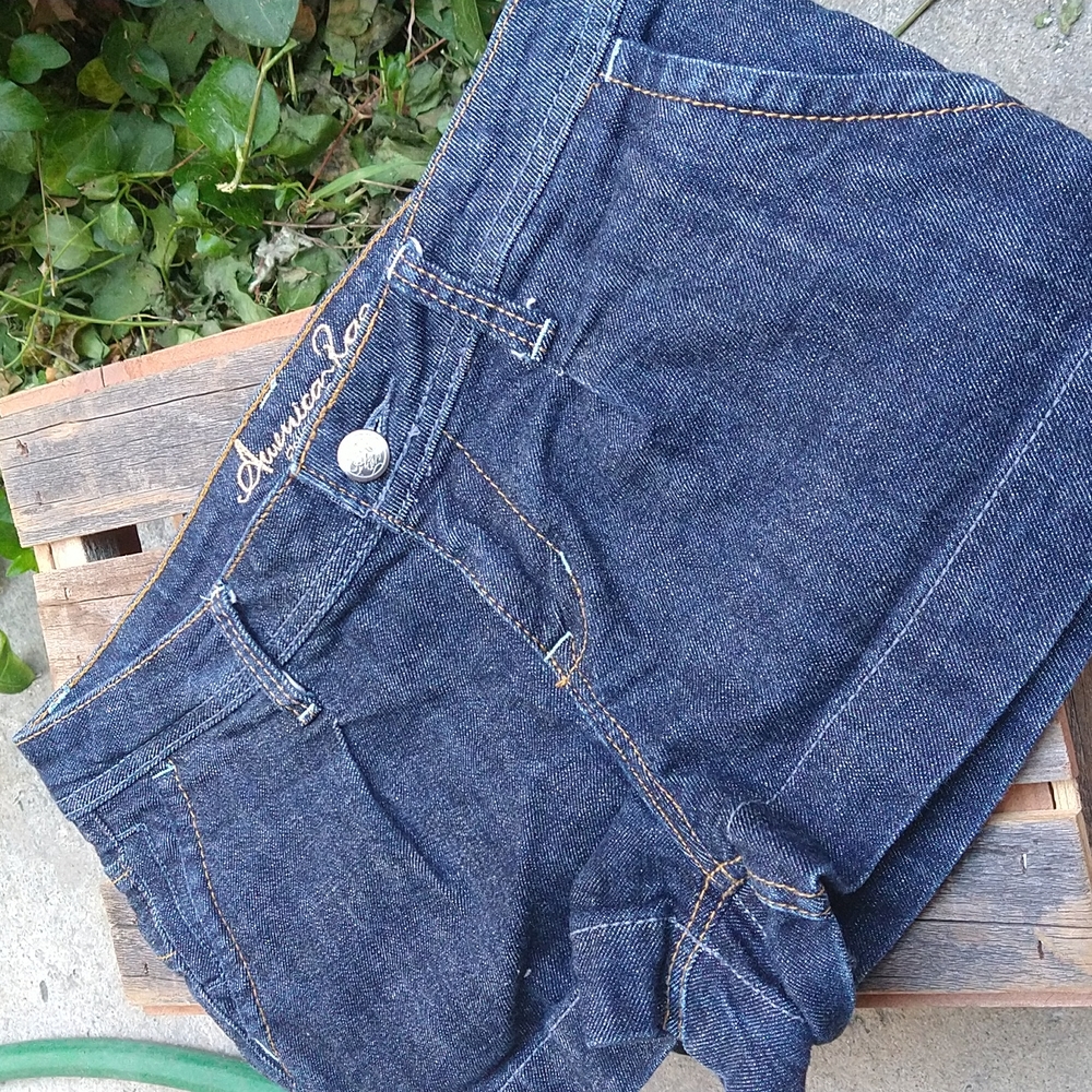 SIZE 5: AMERICAN RAG JEAN SHORTS